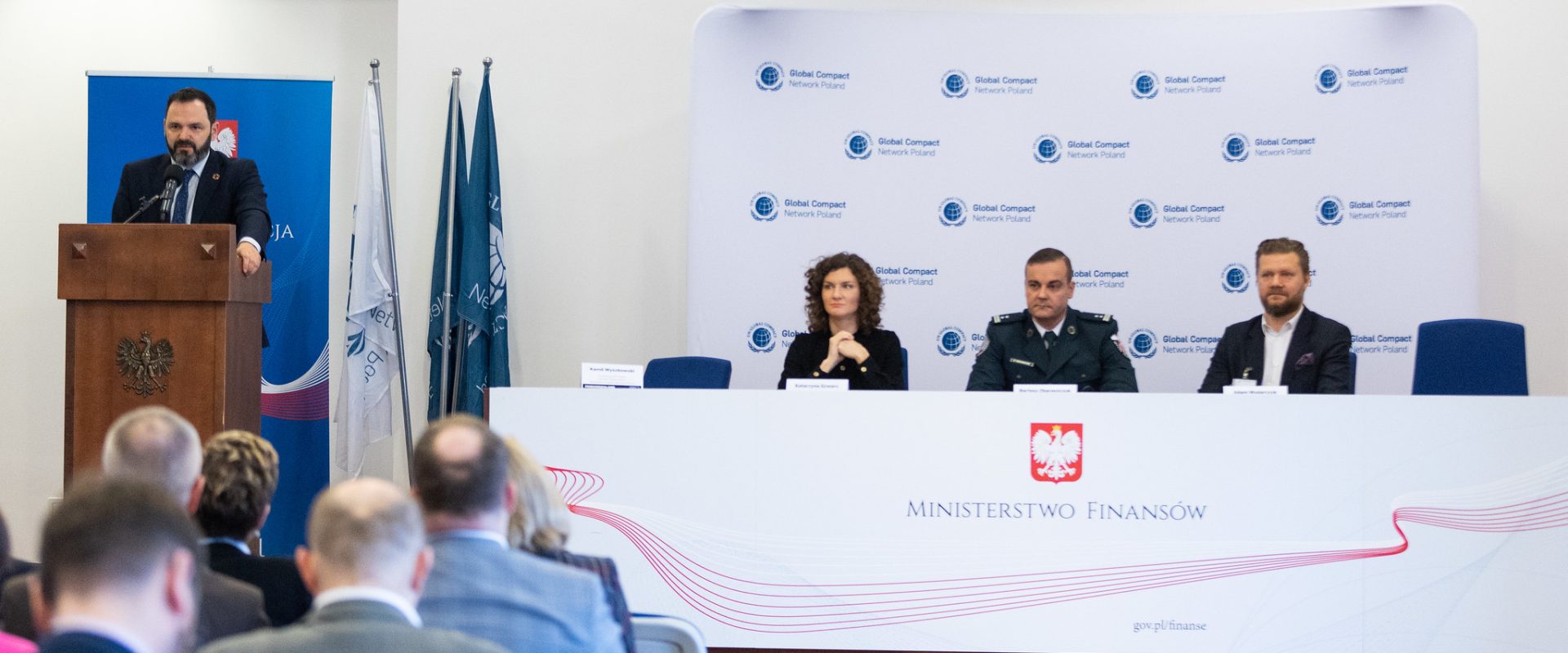 Premiera raportu „Przeciwdziałanie szarej strefie w latach 2014-2022”